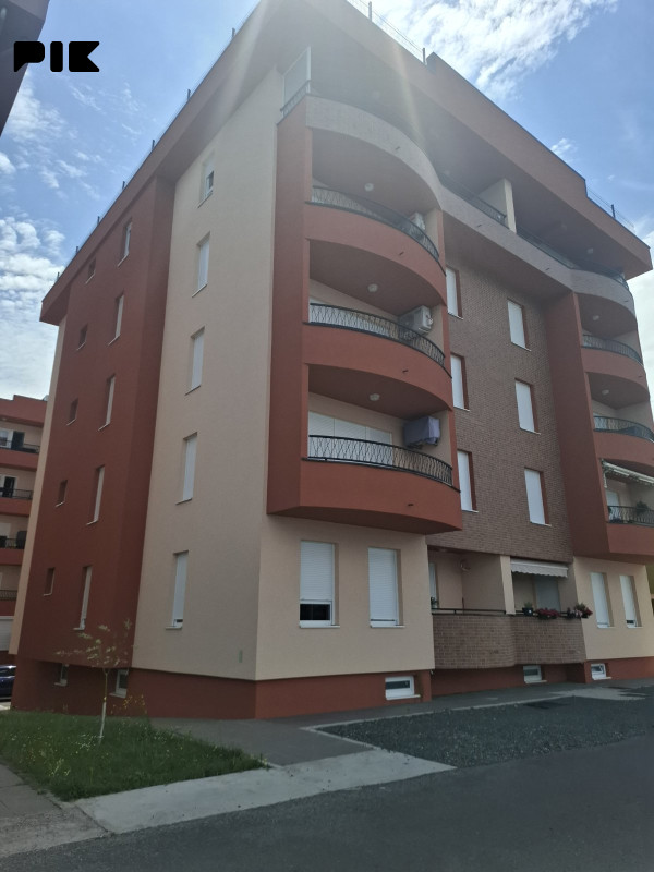 Stan Gradiška 104m2 2