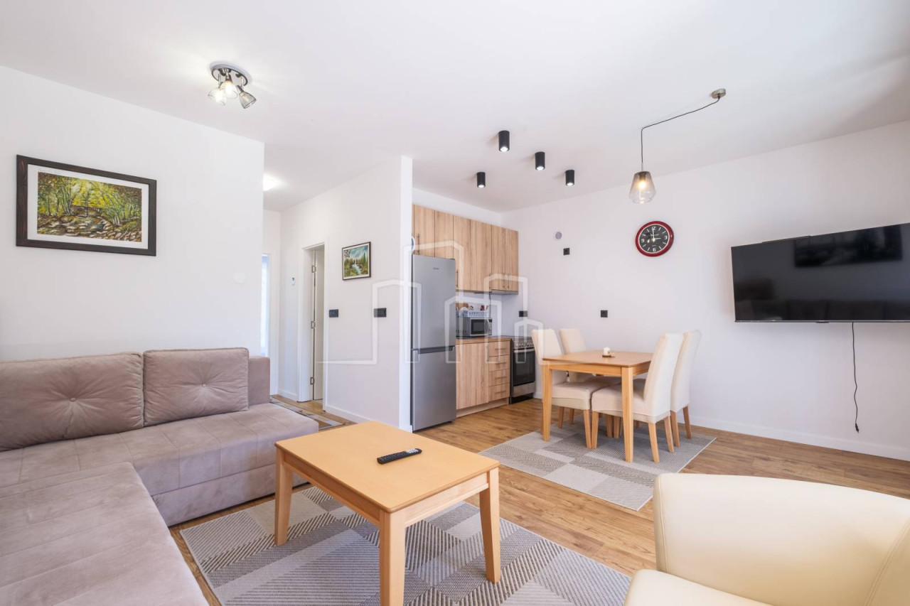 Prodaja apartman Jahorina Dvorišta opremljen dva balkona parking 2