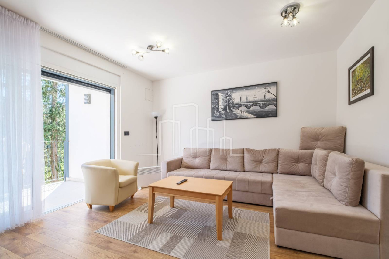 Prodaja apartman Jahorina Dvorišta opremljen dva balkona parking 4
