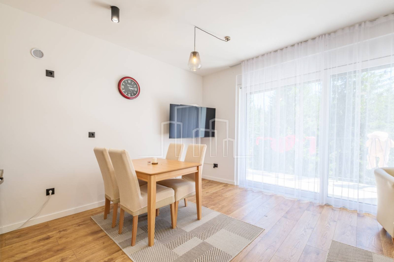 Prodaja apartman Jahorina Dvorišta opremljen dva balkona parking 16