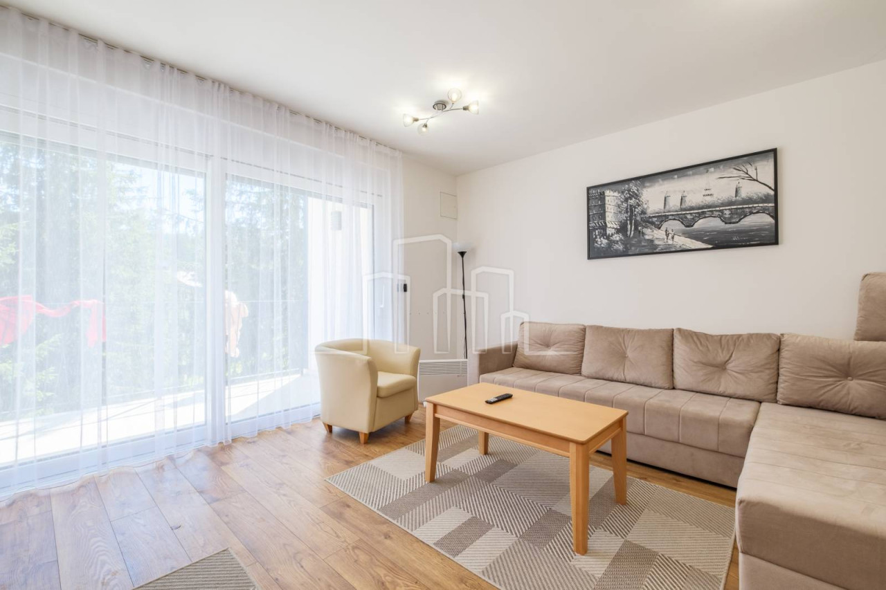 Prodaja apartman Jahorina Dvorišta opremljen dva balkona parking 18