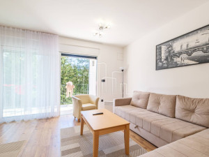 Prodaja apartman Jahorina Dvorišta opremljen dva balkona parking