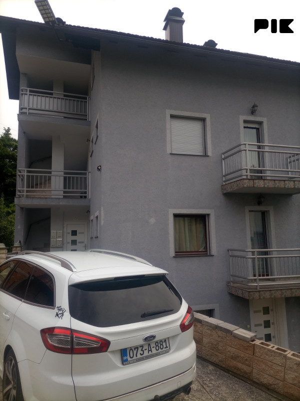 Kuća Zavidovići 400m2 (cetiri sprata)  tel: 061 868-527 9