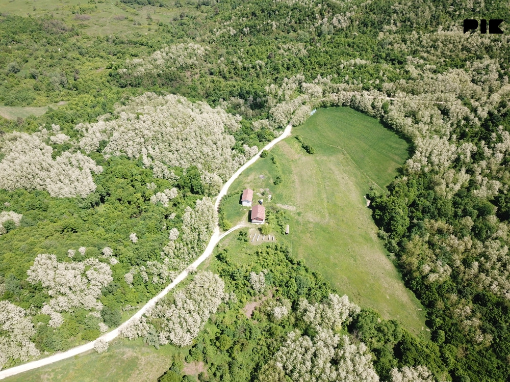 Prodaje se imanje u Gradini Velika Kladuši 2