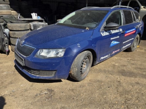Zadnja desna vrata Škoda Octavia a7 karavan 1/2