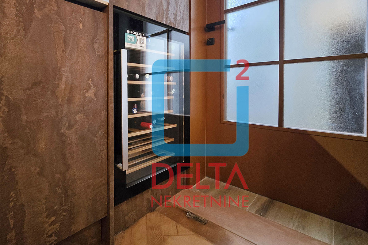 Adaptiran petosoban stan / 137m2/ 2.sprat / Maršala Tita / Centar 7