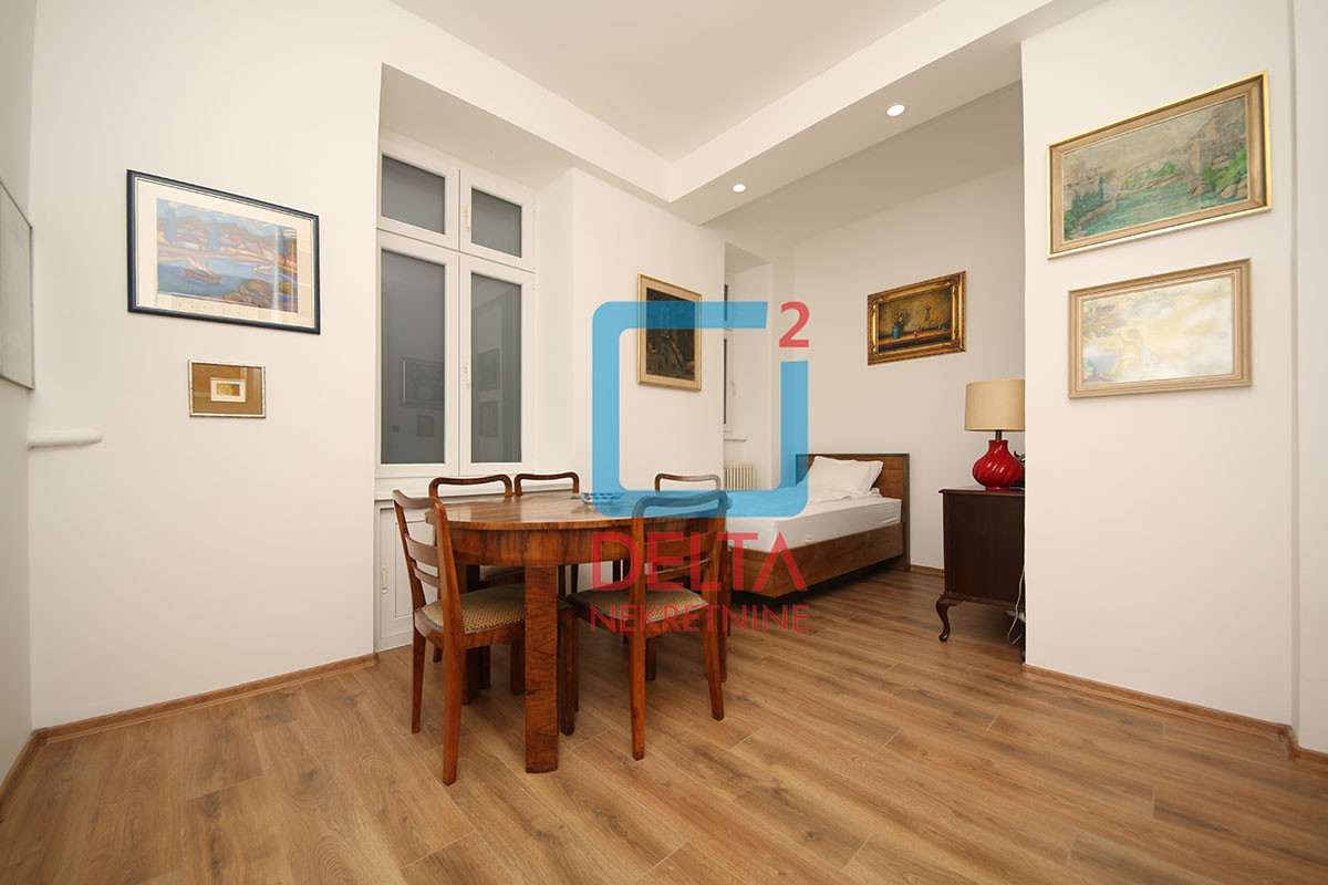 Adaptiran petosoban stan / 137m2/ 2.sprat / Maršala Tita / Centar 18