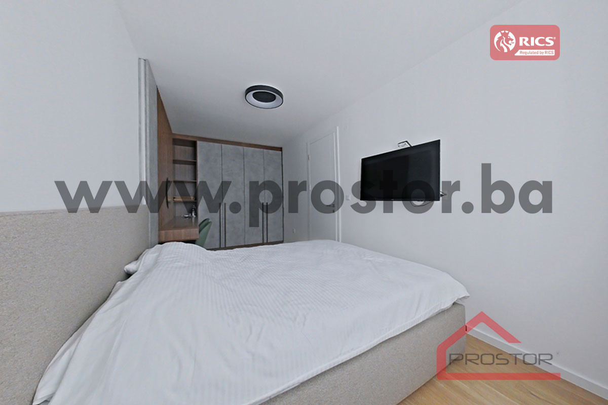 PROSTOR prodaje: Trosoban apartman, Snježna dolina 4