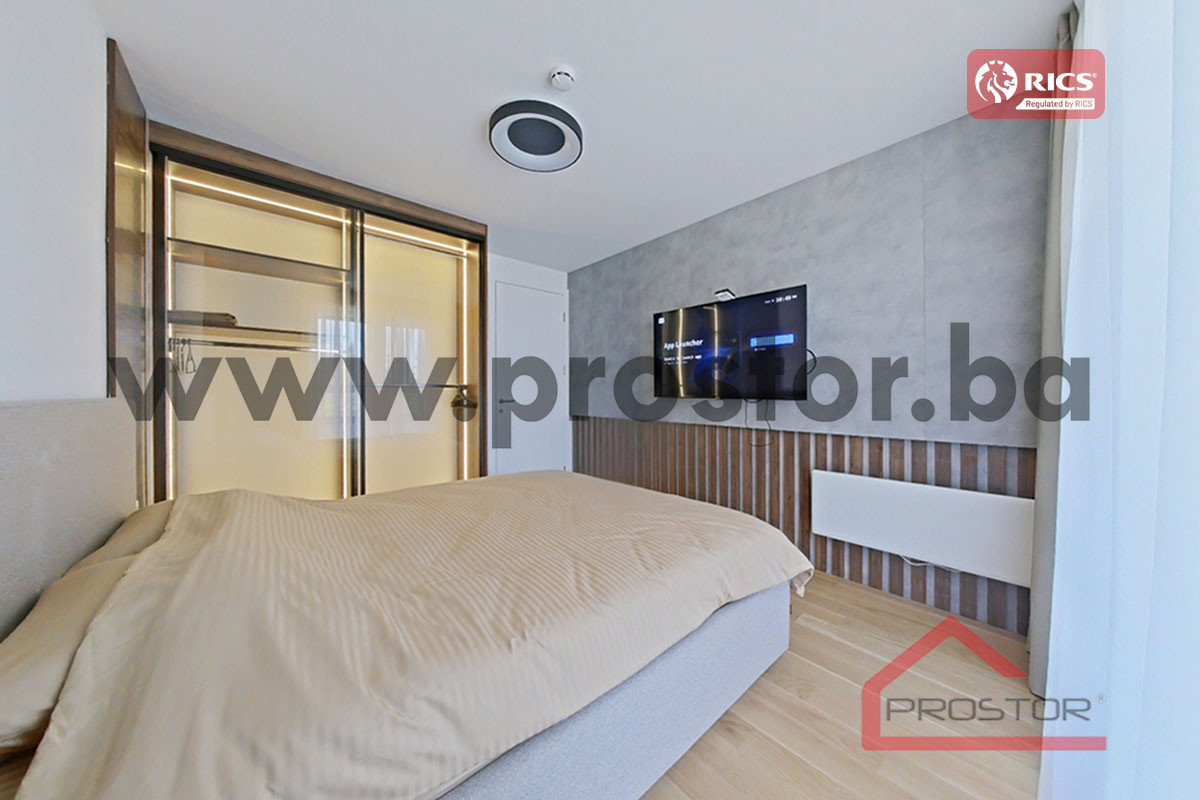 PROSTOR prodaje: Trosoban apartman, Snježna dolina 6