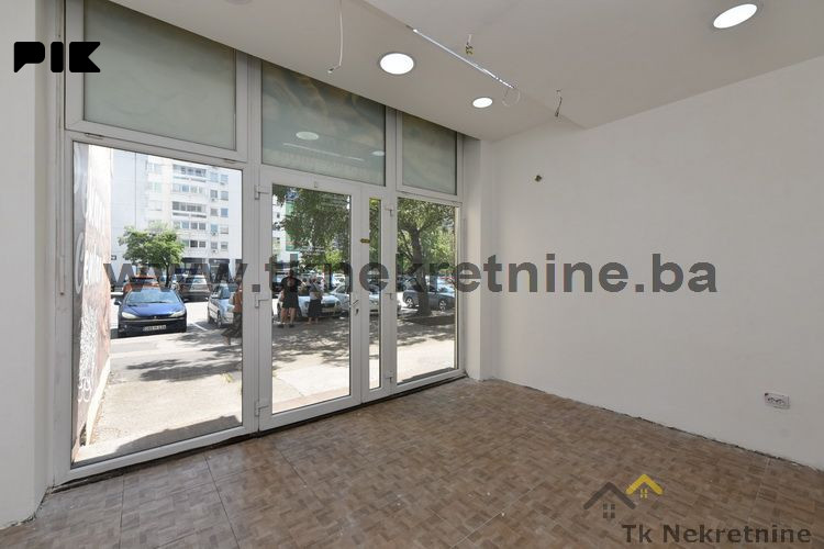 SJENJAK "D" BLOK - Poslovni prostor površine 30,50 m2 4