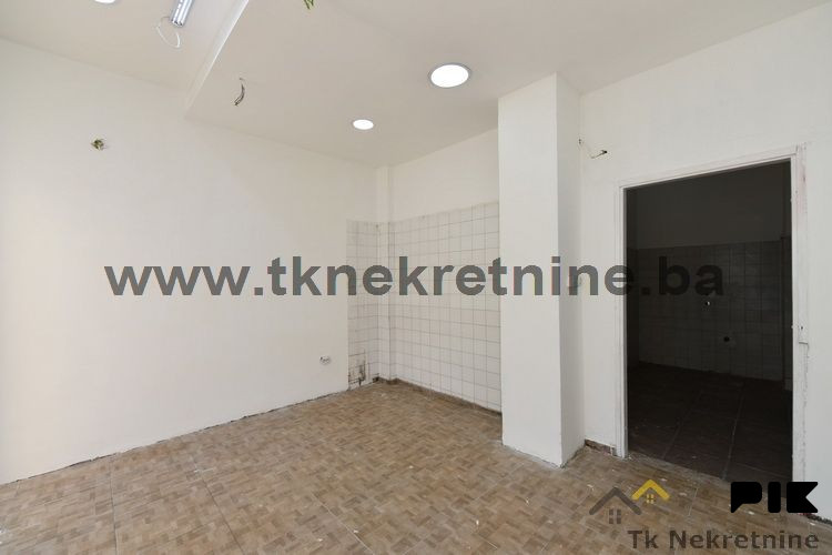 SJENJAK "D" BLOK - Poslovni prostor površine 30,50 m2 7