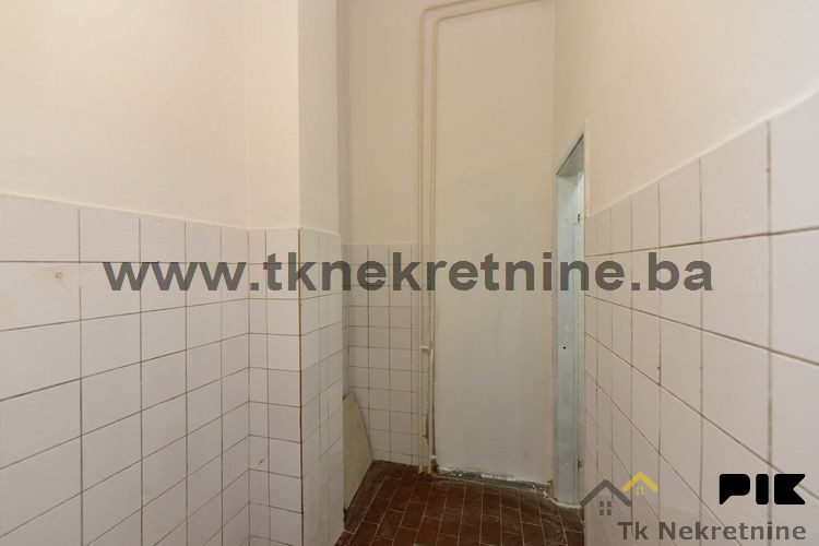 SJENJAK "D" BLOK - Poslovni prostor površine 30,50 m2 11