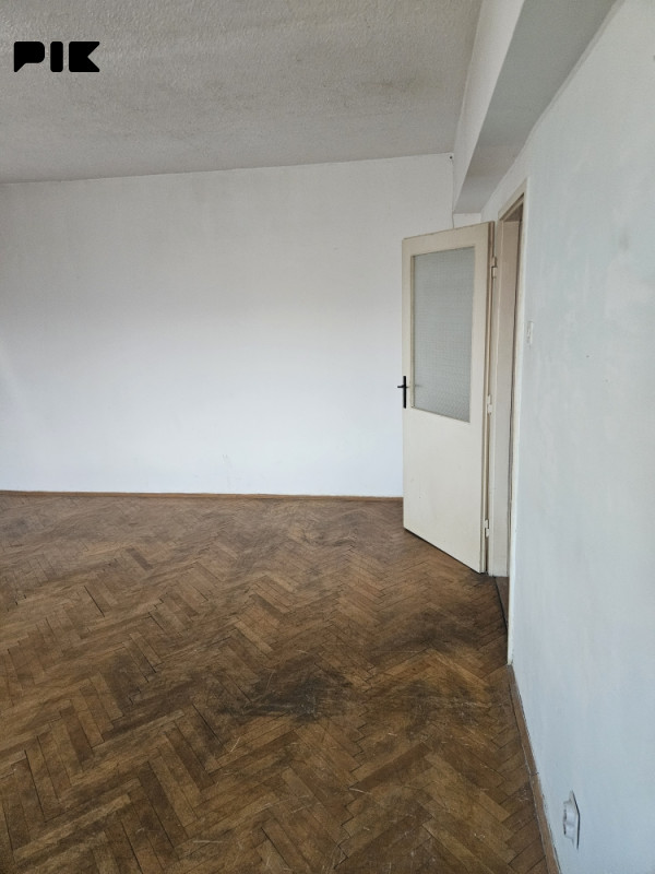 Dvosoban stan Kineski Zid 3