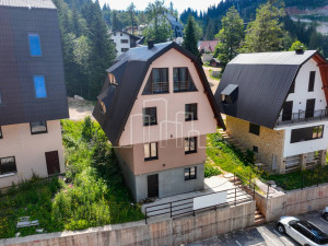 Vikend objekat sa 5 apartmana na Jahorini prodaja