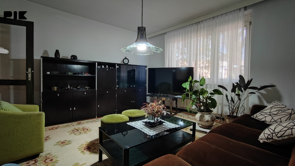 Centar Marijin Dvor dvosoban namješten stan 49m2 2