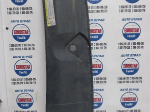 Plastika veznog lima Audi A5 I8 8W6807081 ES3209