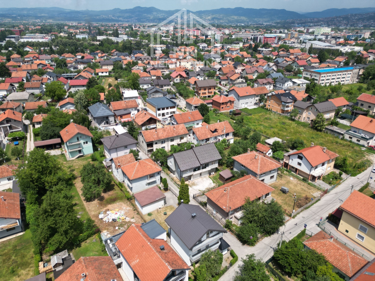 NN Nekretnine : Kuća sa dvorištem - Stup / Ilidža 8