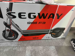 Segway Romobil Ninebot F3 Elektricni Scooter