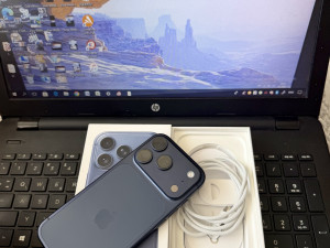 IPHONE 17 PRO 256GB BLUE NOVO 100% BAT CIKLUSA 50 GARANCIJA