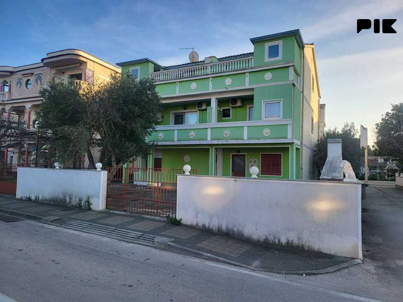 Hrvatska - apartmani sa parkingom, smjestaj, soba - Widok 6