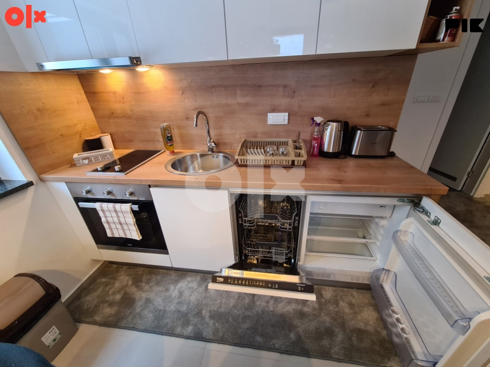 Stanovi i apartmani Trnovo 9