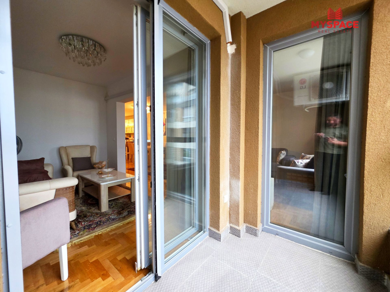 MY SPACE/ Stan sa garazom/ Nova Otoka/ NAMJESTEN/ 174 m2 18