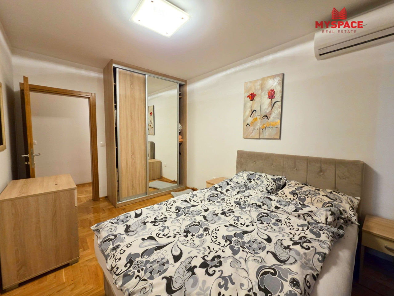 MY SPACE/ Stan sa garazom/ Nova Otoka/ NAMJESTEN/ 174 m2 30