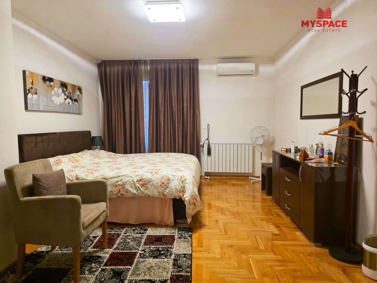 MY SPACE/ Stan sa garazom/ Nova Otoka/ NAMJESTEN/ 174 m2 37