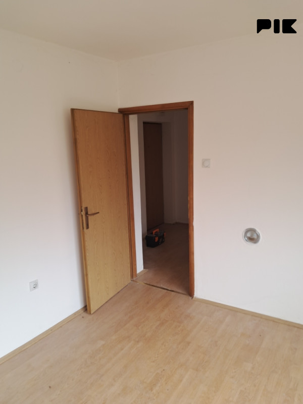 Stanovi i apartmani Bosansko Grahovo 2