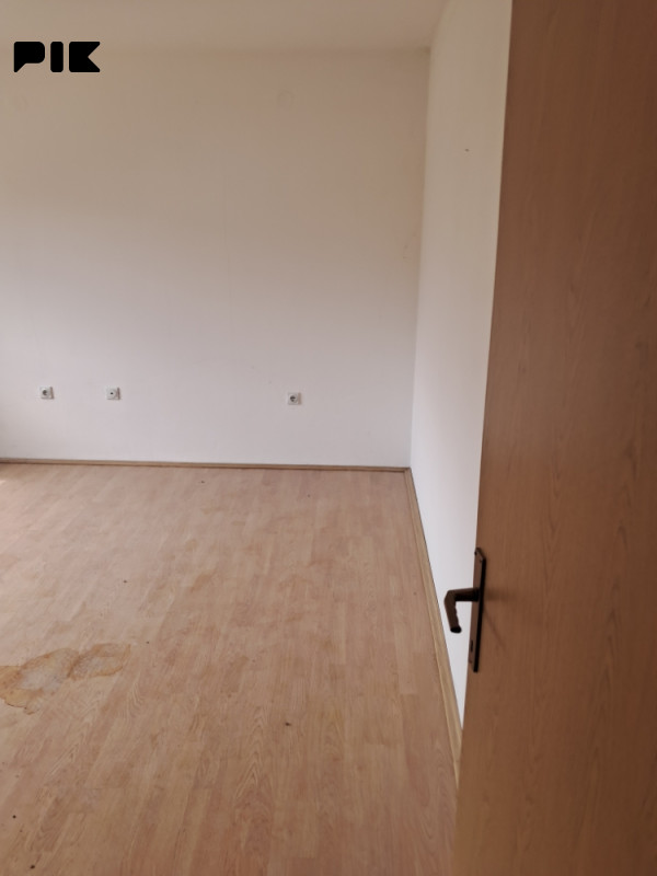 Stanovi i apartmani Bosansko Grahovo 6