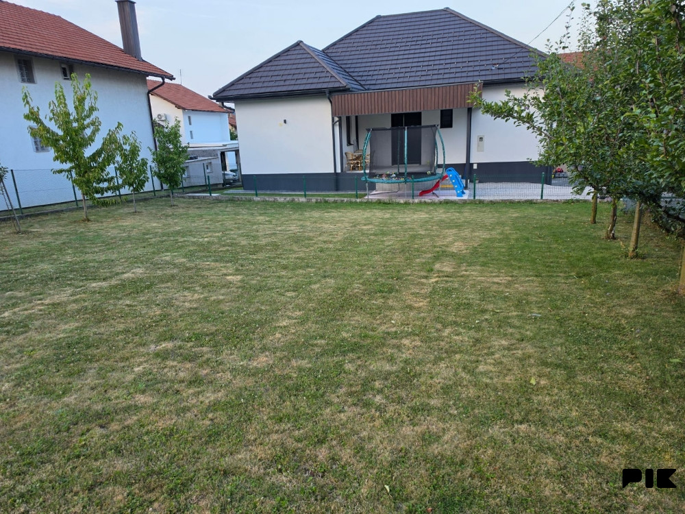 Plac zemljište Srebrenik Babunovici 14