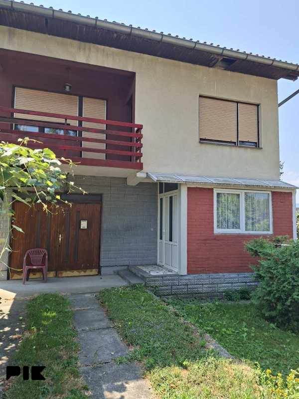 Prodaja kuća 158m2 i pomoćni objekat