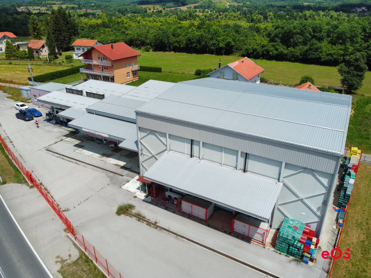 Savremena hladnjača i logistički centar uz magistralni put M16 5