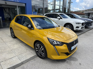 Peugeot 208 1.2i AT