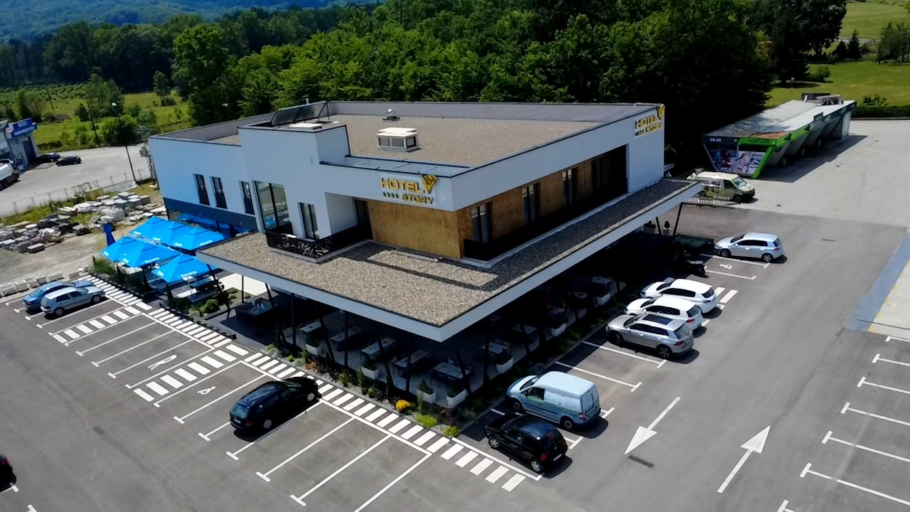 Hotelski kompleks | hotel - svečana sala - restoran 716m2 | Žepče 36