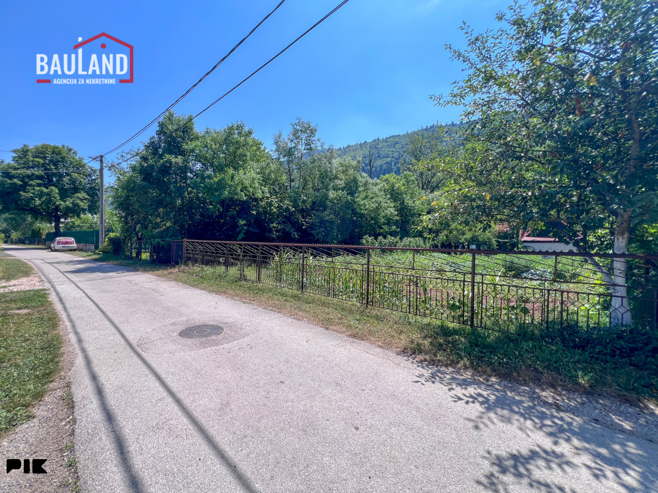 BAULAND prodaje/ Ravna parcela površine 433m2/ Hrasnica 7