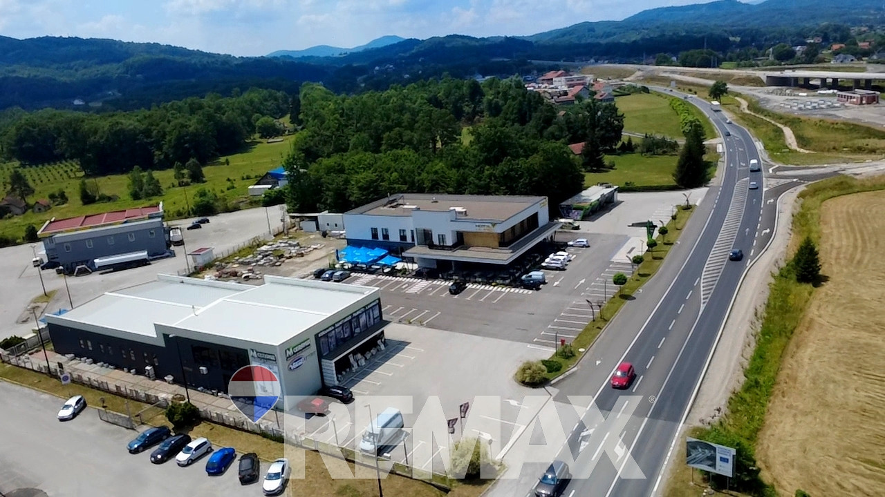 Poslovni objekat | prodajni salon | 1500m2 - Žepče 10