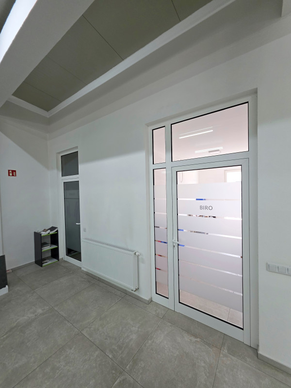 Poslovni objekat | prodajni salon | 1500m2 - Žepče 28