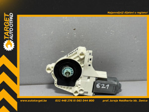 MOTORIC PODIZACA STAKLA VW TOUAREG > 14-18 8K0959802