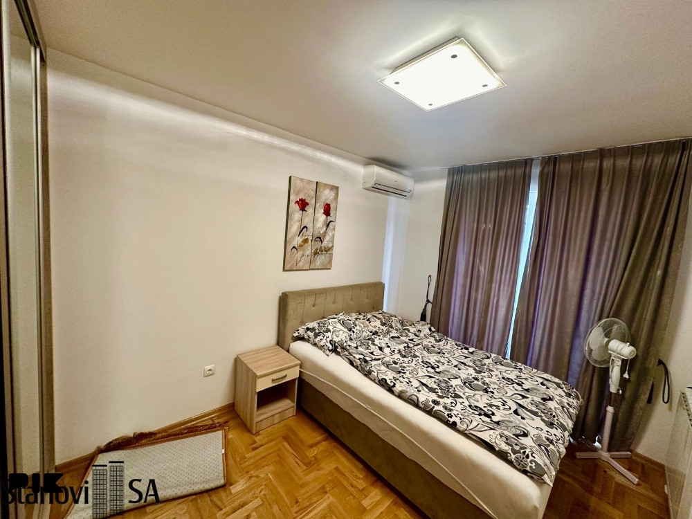 Moderan petosoban stan sa garažom 174m2- Nova Otoka 6