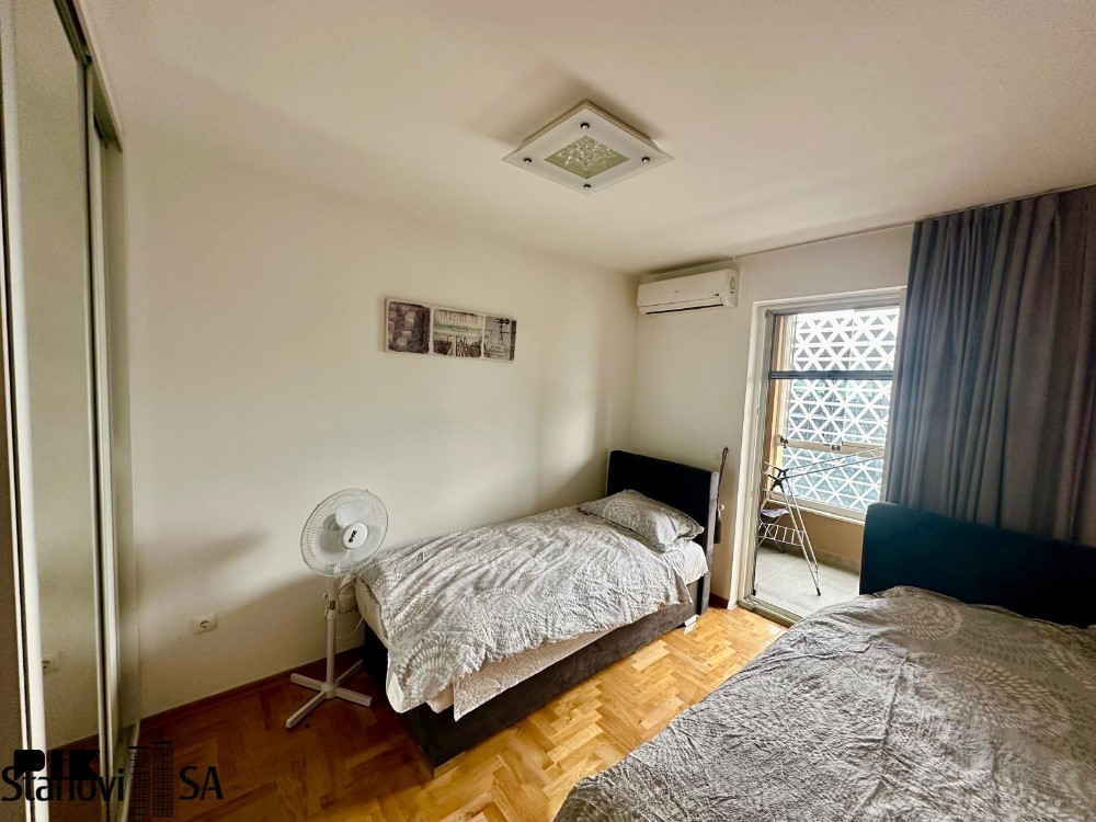 Moderan petosoban stan sa garažom 174m2- Nova Otoka 5