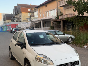 FIAT GRANDE PUNTO 1.3 dizel 2009 GP - TEK REGISTROVAN