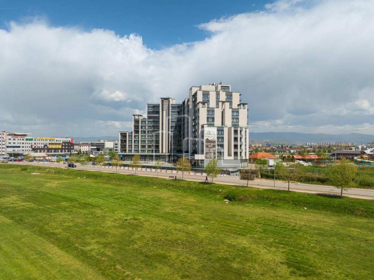 Prodaja trosoban stan na Ilidži sa dva kupatila i dva balkona 27