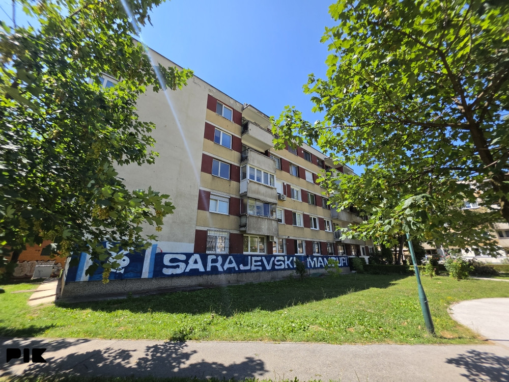 CAPITAL/ Renoviran i namješten stan Socijalno/ 1.sprat/ 60m2 5