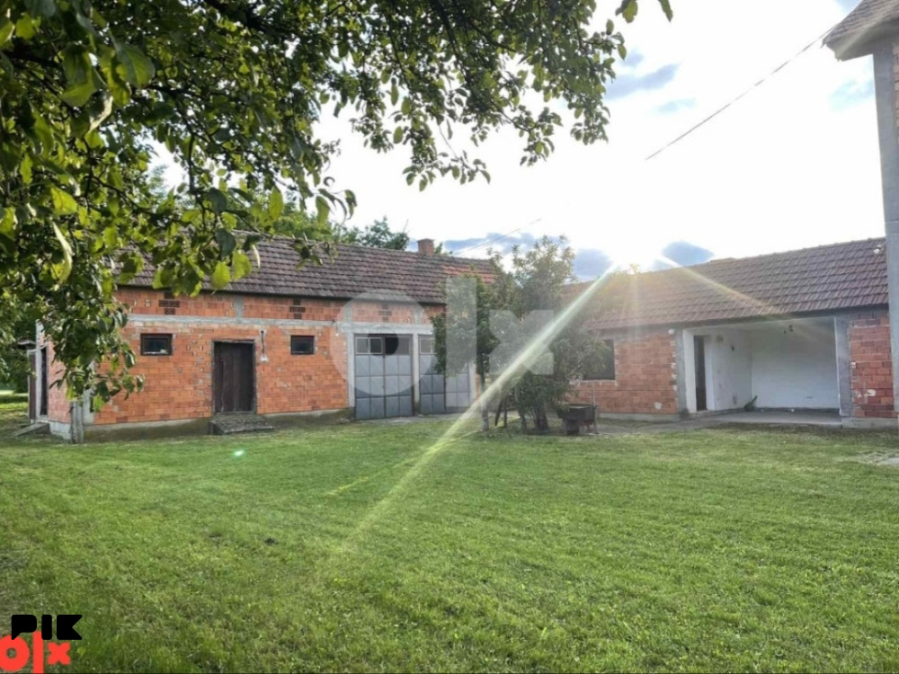 Kuća Bijeljina,selo Balatun 4