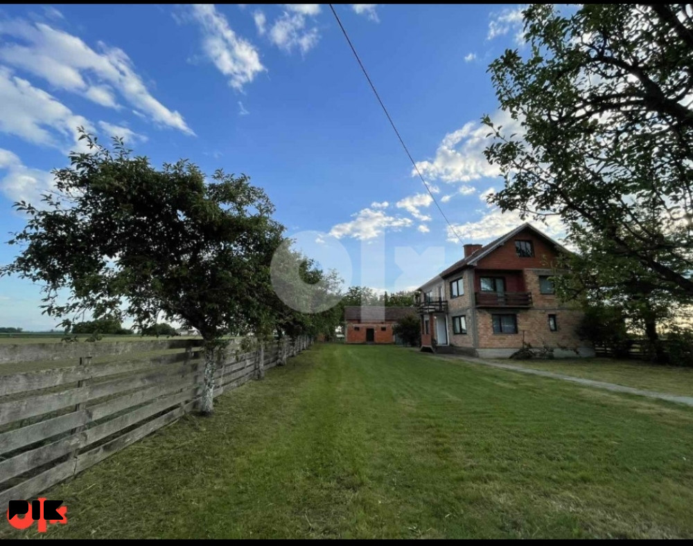 Kuća Bijeljina,selo Balatun 7