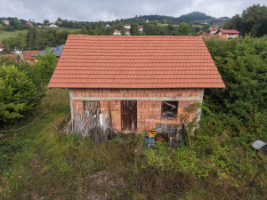 Breza, Banjevac: Prodaje se kuća sa okućnicom