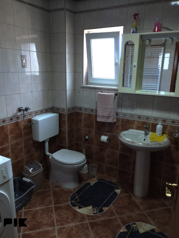 Stanovi i apartmani Bihać 7