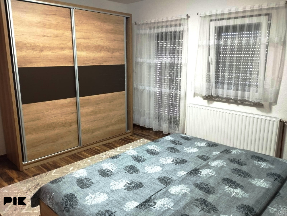 Stanovi i apartmani Bihać 10