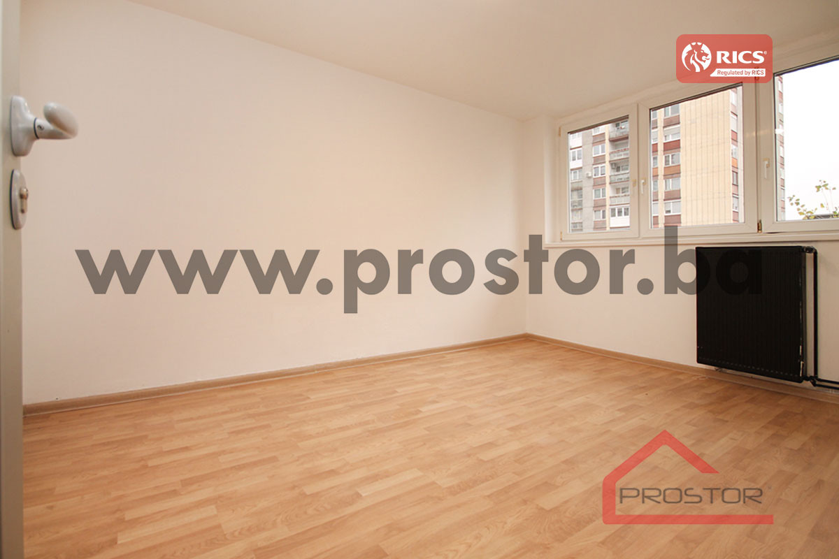 PROSTOR prodaje: Poslovni prostor, 227m2, Novo Sarajevo 9